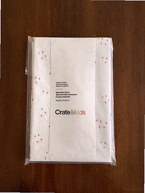 Crate and Barrel / Cozy Cloud Twinkle Organic Cotton Pillowcase, Terracotta Pink