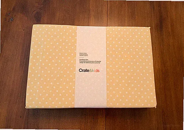 Crate and Barrel / Star Organic Cotton Kids FULL Sheet Set - Yellow