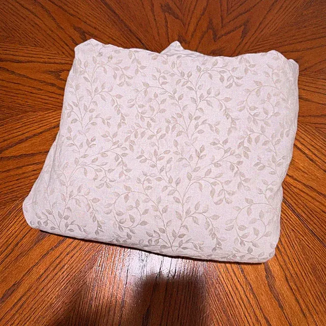 Crate & Barrel Claire Botanical Neutral Reversible Duvet Cover Full Queen Cotton