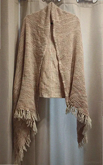Crate & Barrel Fringed Textured Waffle Throw Blanket Size 40”x70” Cream