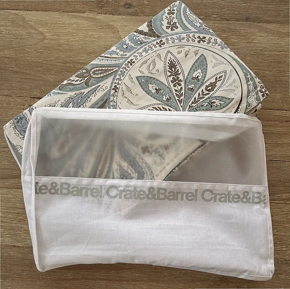 Crate & Barrel LINDSEY Blue Paisley King Bed Skirt 100% Cotton NEW in Package