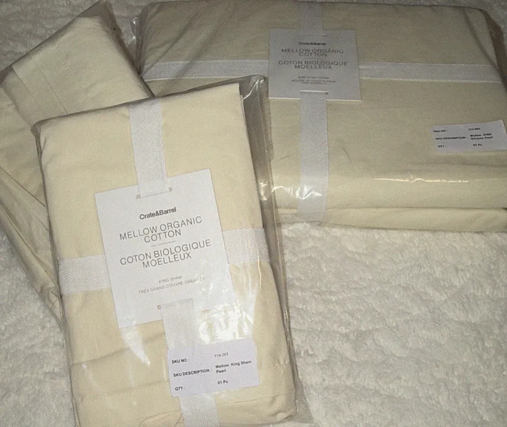 Crate & Barrel King bedding
