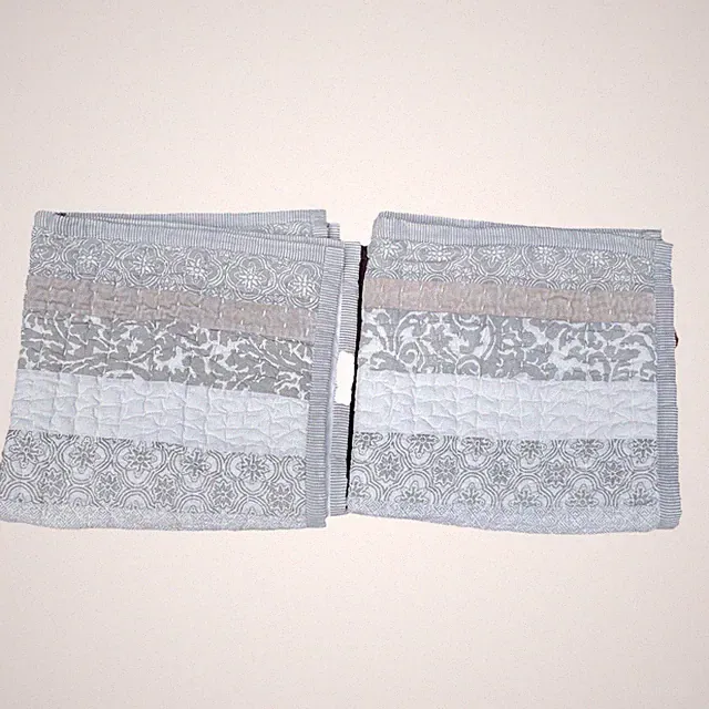 Crate & Barrel Oleana Quilted Shams Pair 26 x 26 Quilted Gray White Square Set 2