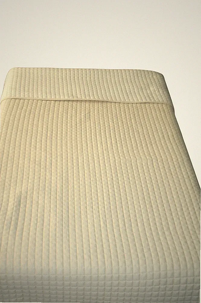 Crate & Barrel Plaza Coverlet Quilt Full/Queen 2 King Shams Oyster/Cream Neutral