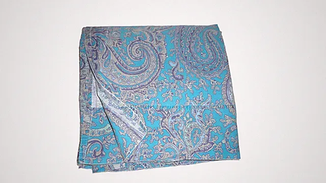 CRATE & BARREL Ria BLUE tan amethyst paisley (1) king/California king FLAT SHEET