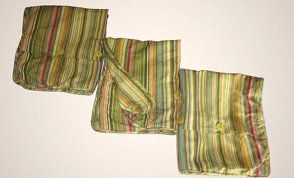 CRATE & BARREL RILEY GREEN AQUA RED STRIPED (3) standard PILLOW SHAMS 20X26