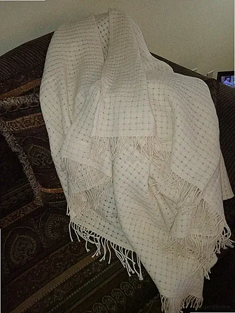 Crate&Barrel Throw Blanket Rectangular 51" x 66" Lana Ivory Fringe