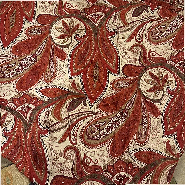 Crate & Barrell Serena Paisley Queen Size Red 100% Cotton Duvet Cover Bed Spread