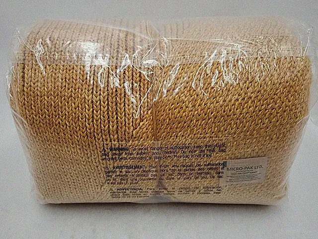 NEW Crate and Barrel Sweater Knit 70" x 55" Tupelo Honey Yellow Throw Blanket