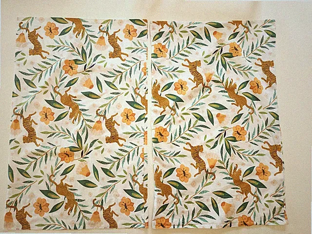 Pair of 2 Crate & Barrel Pillow Cases Standard Stay Cool Marrakech Tiger